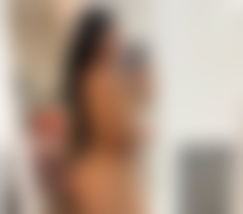 Escorts Wiltshire Swindon - Photos for Hello love, I'm new in town.